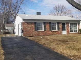 20 Belmont Dr, Saint Peters, MO 63376
