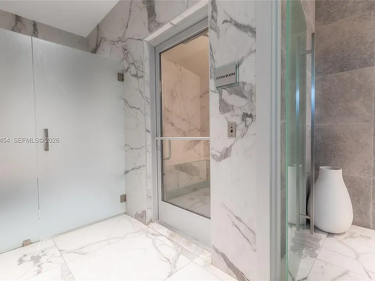 90 SW 3rd St #3806 — Photo 25