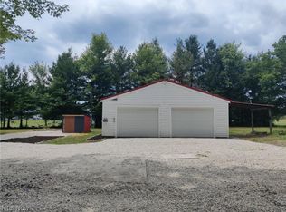 373 Everett Hull Rd, Cortland, OH 44410