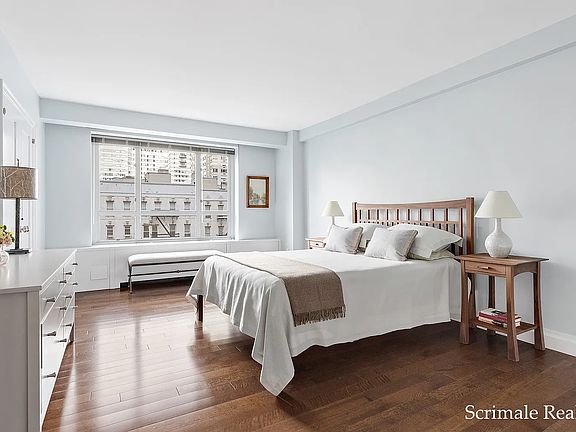4th image of 200 E 66th St APT D0604
