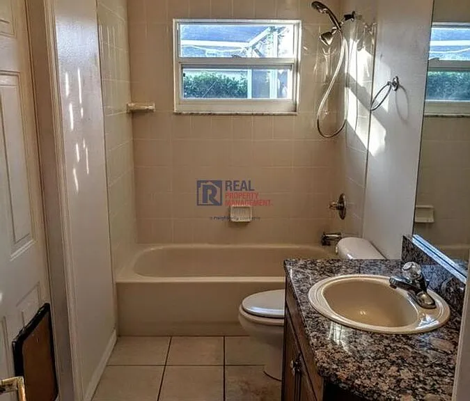 10128 Heather Sound Dr — Photo 15