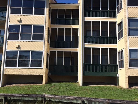 2nd image of 300 Yacht Club Dr Unit 9