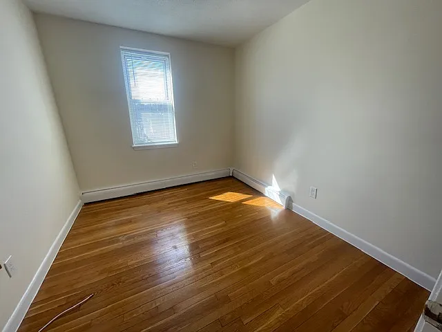 162 N Beacon St #11 — Photo 5