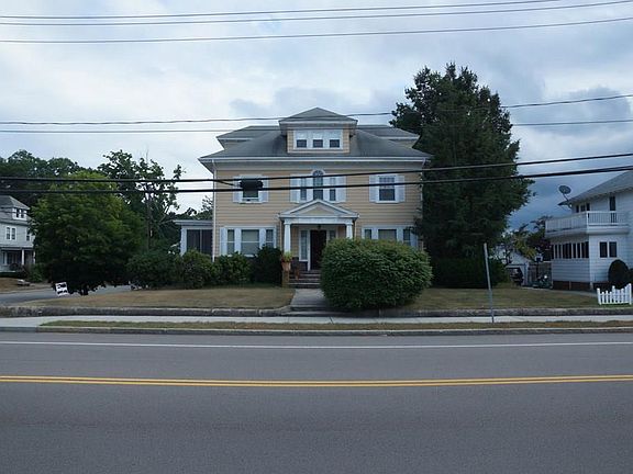 3rd image of 480 W Elm St
