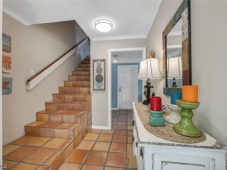 995 9th Ave S #6 — Photo 11