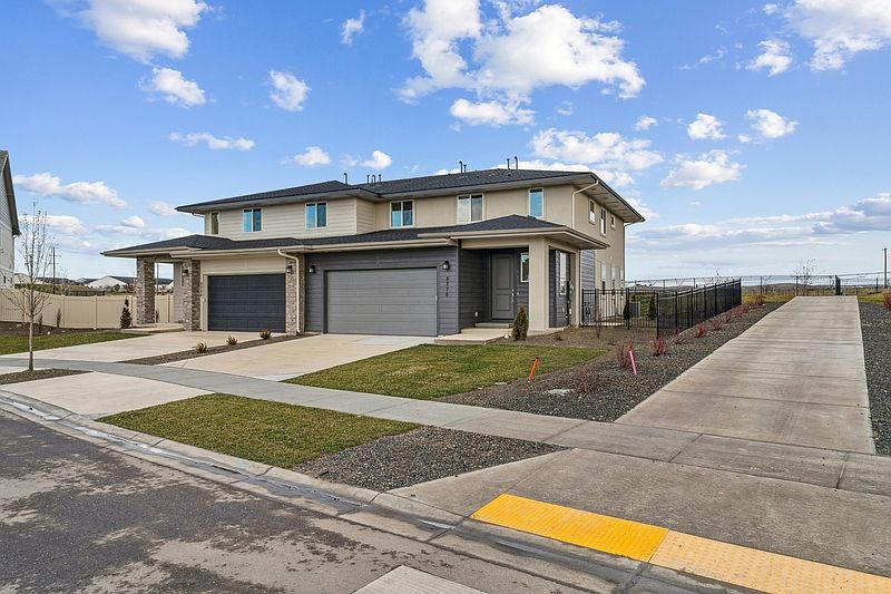 1st image of 8276 W Grey Alder Dr