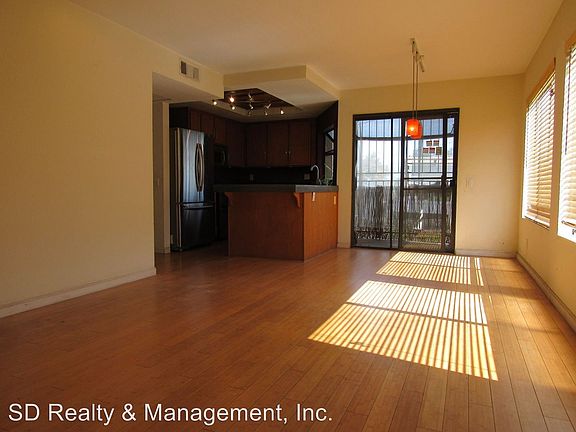 3rd image of 2849 East St
