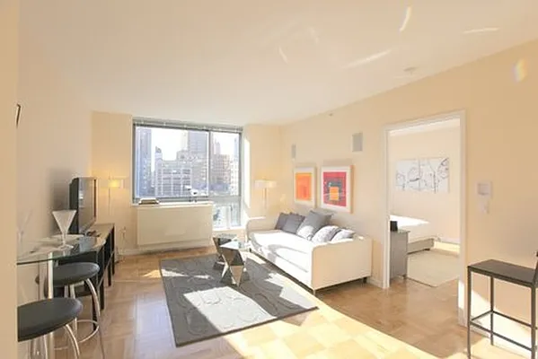 Rented by Bklyn Gold Leasing Office | media 24