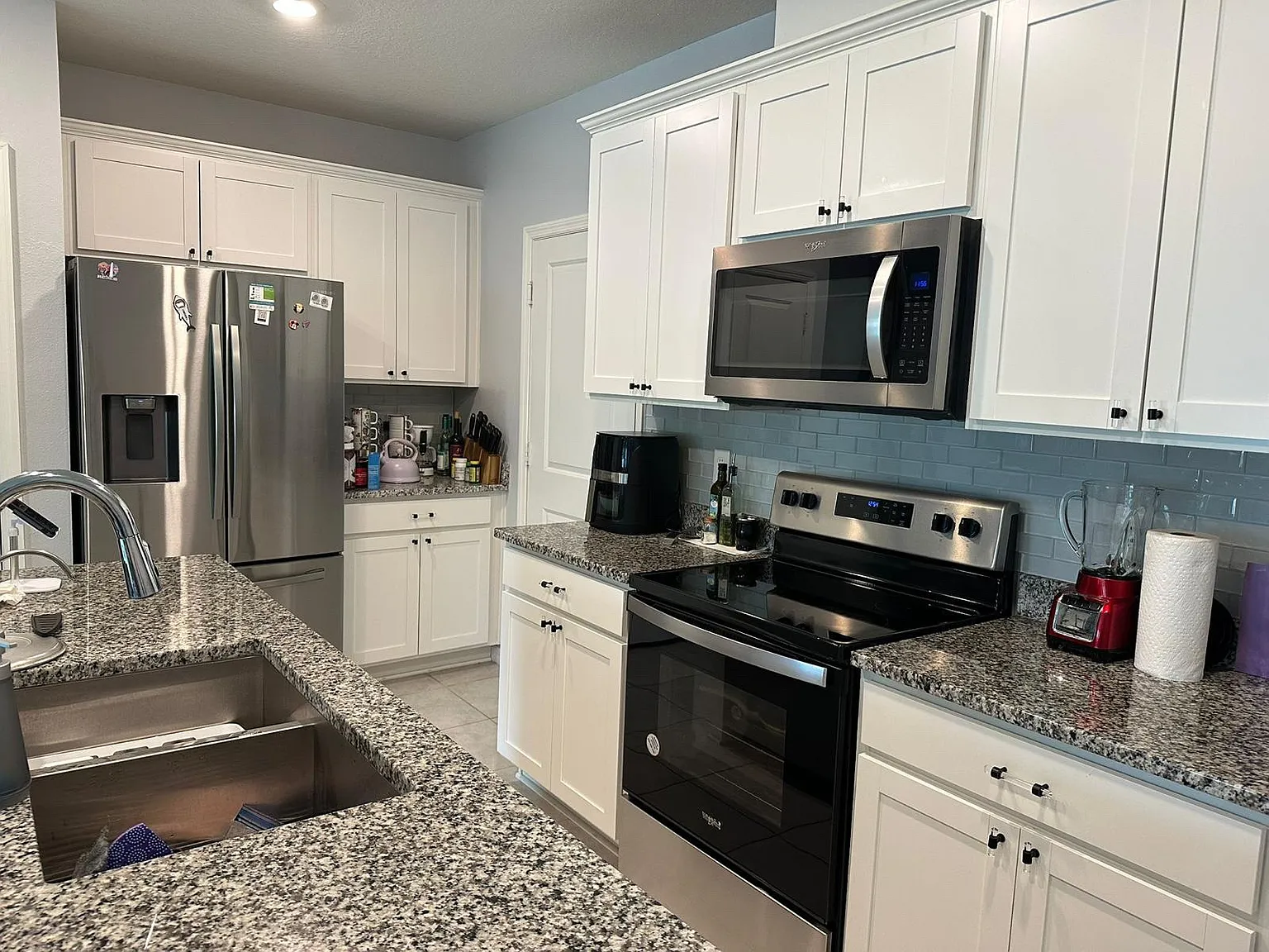 3 bed, 2.5 bath, $2,000 — Photo 3