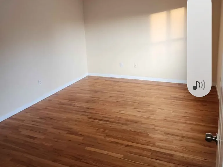 226 Bond St #2 — Photo 7