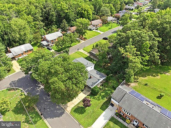5th image of 7021 Saint Annes Ave
