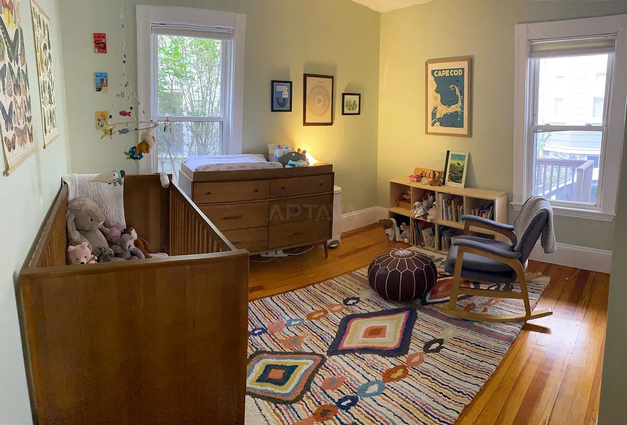 2 bed, 900 sqft, $3,600 — Photo 4