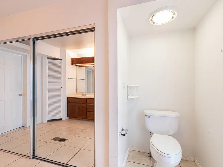 6517 San Francisco Rd NE — Photo 35