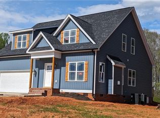 161 Roaring Creek Ln, Winston Salem, NC 27107
