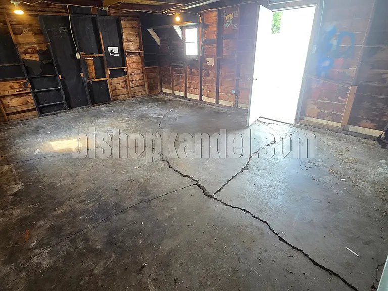 1217 Parkside Pl — Photo 12