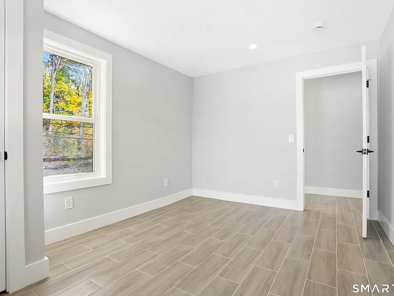 173 Wellsville Ave #B — Photo 8