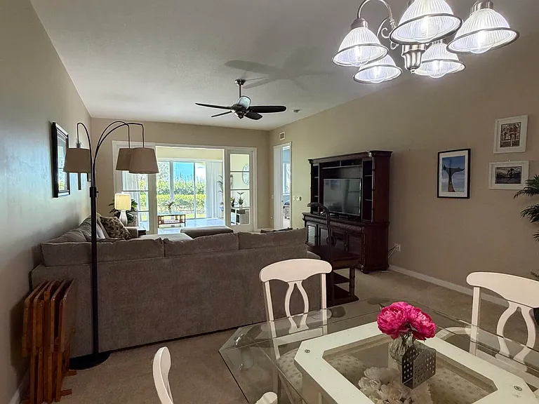 38 Harbour Isle Dr E #106 — Photo 18