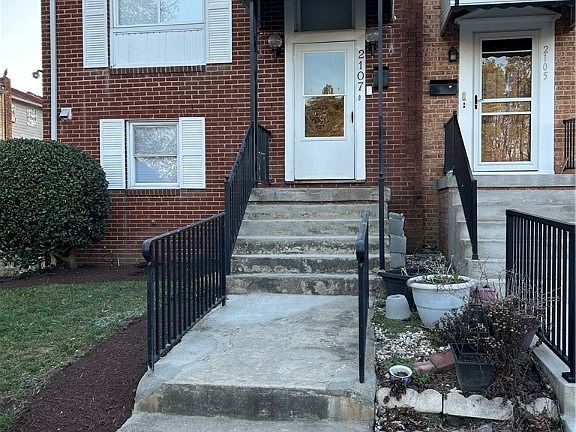 2nd image of 2107 Binford Ln