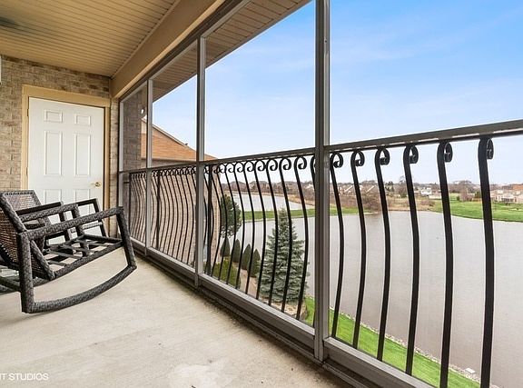 5th image of 18610 Pine Lake Dr APT 3D