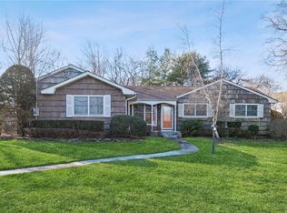 40 Sams Path, Rocky Point, NY 11778