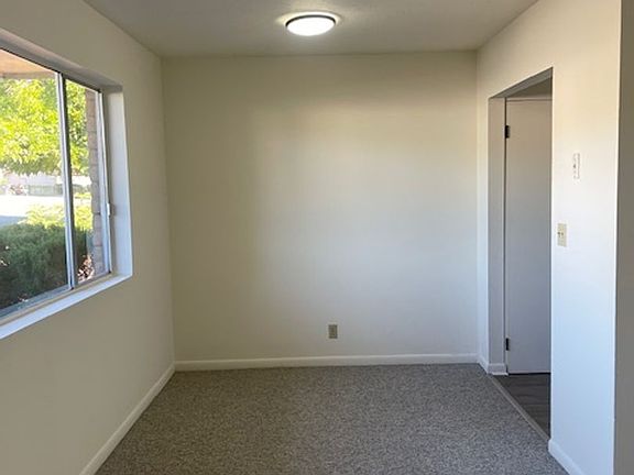 3rd image of 1053 S 13th St