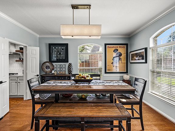 4th image of 3802 Coral Cir