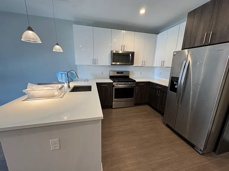 Hillside Residence — Photo 54