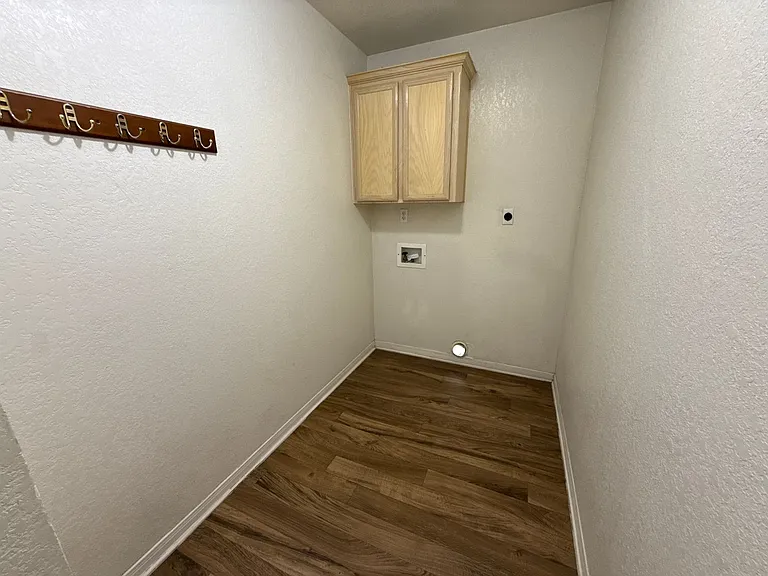 4600 Steamboat Springs Dr — Photo 10