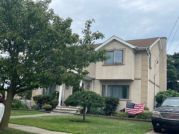2nd image of 100 Florence Ct