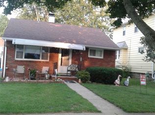 133 Longford Ave, Elyria, OH 44035
