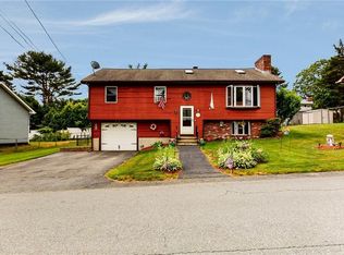 129 Kenyon Rd, Tiverton, RI 02878