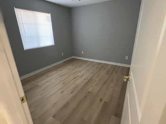 4th image of 13809 1/2 Actina Ave