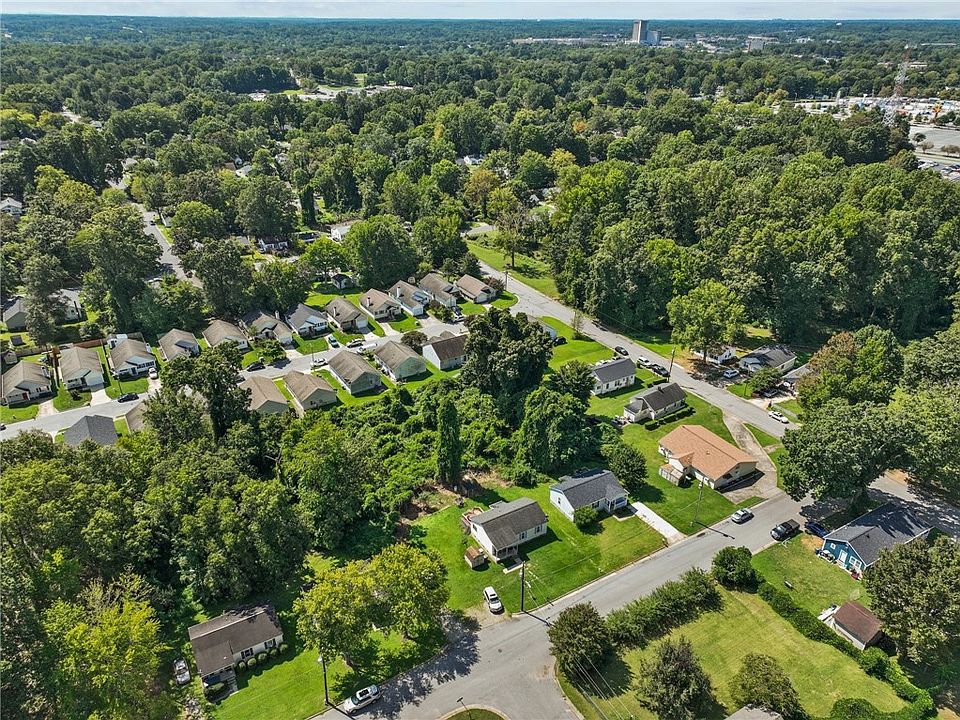 1204/1206 Van Wert St, Greensboro, NC 27403 MLS 128554 Zillow