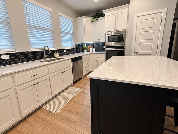4th image of 3361 Canadian Trail Ct