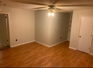 4413 Katie St, Moss Point, MS 39563