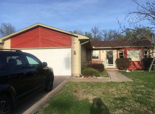 334 S Maple Ln, Wichita, KS 67209