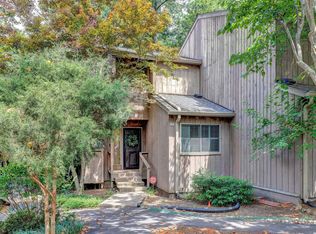 182 Ridge Trl, Chapel Hill, NC 27516