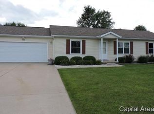 603 N Bitterroot Dr, Athens, IL 62613