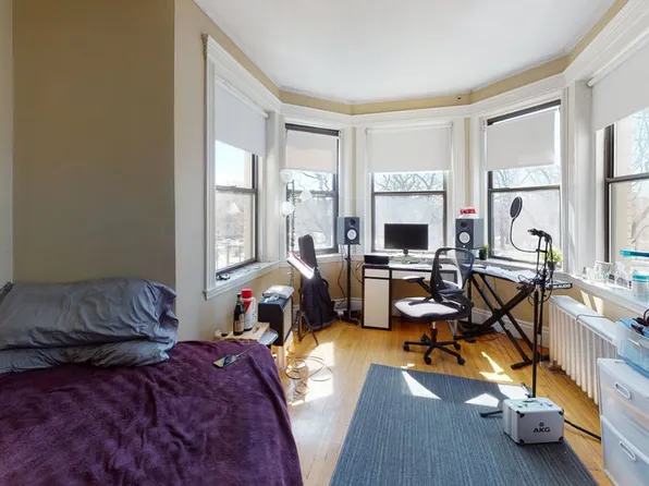 60 Charlesgate W, Boston, MA 02215