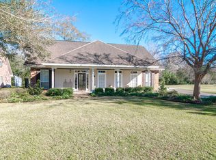 2303 Sandalwood Dr, Opelousas, LA 70570