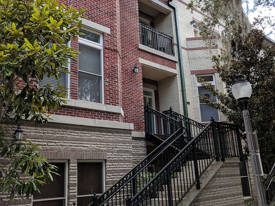 1st image of 341 NE 2nd Ave