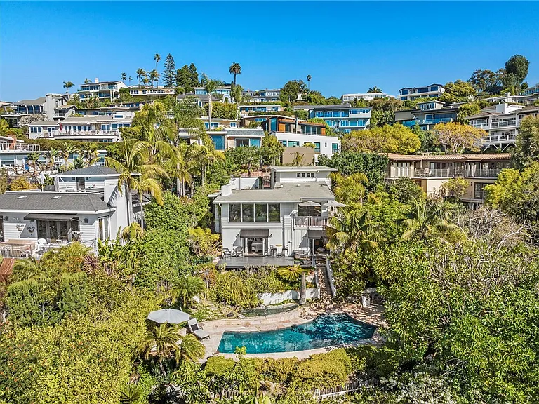 875 Coast View Dr — Photo 47