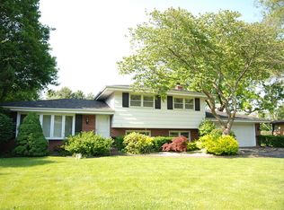 308 South Pkwy #11, Prospect Heights, IL 60070