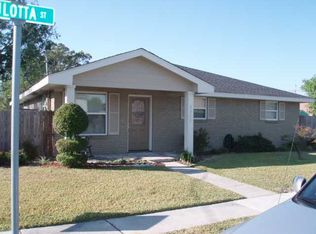 2200 Culotta St, Chalmette, LA 70043