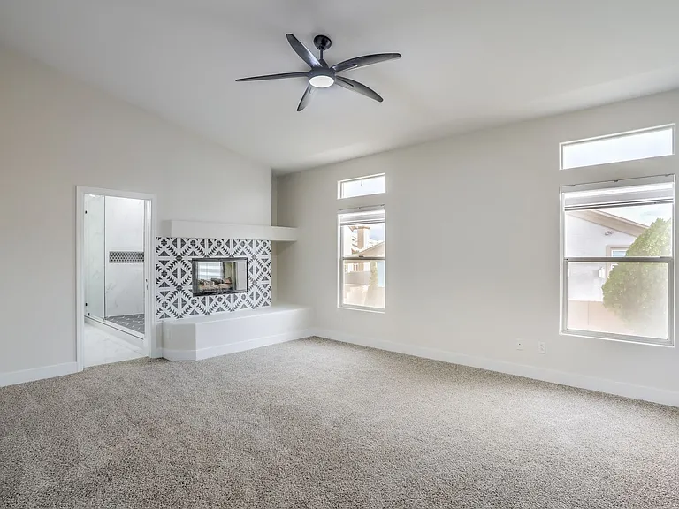8910 Minsk Ct — Photo 20