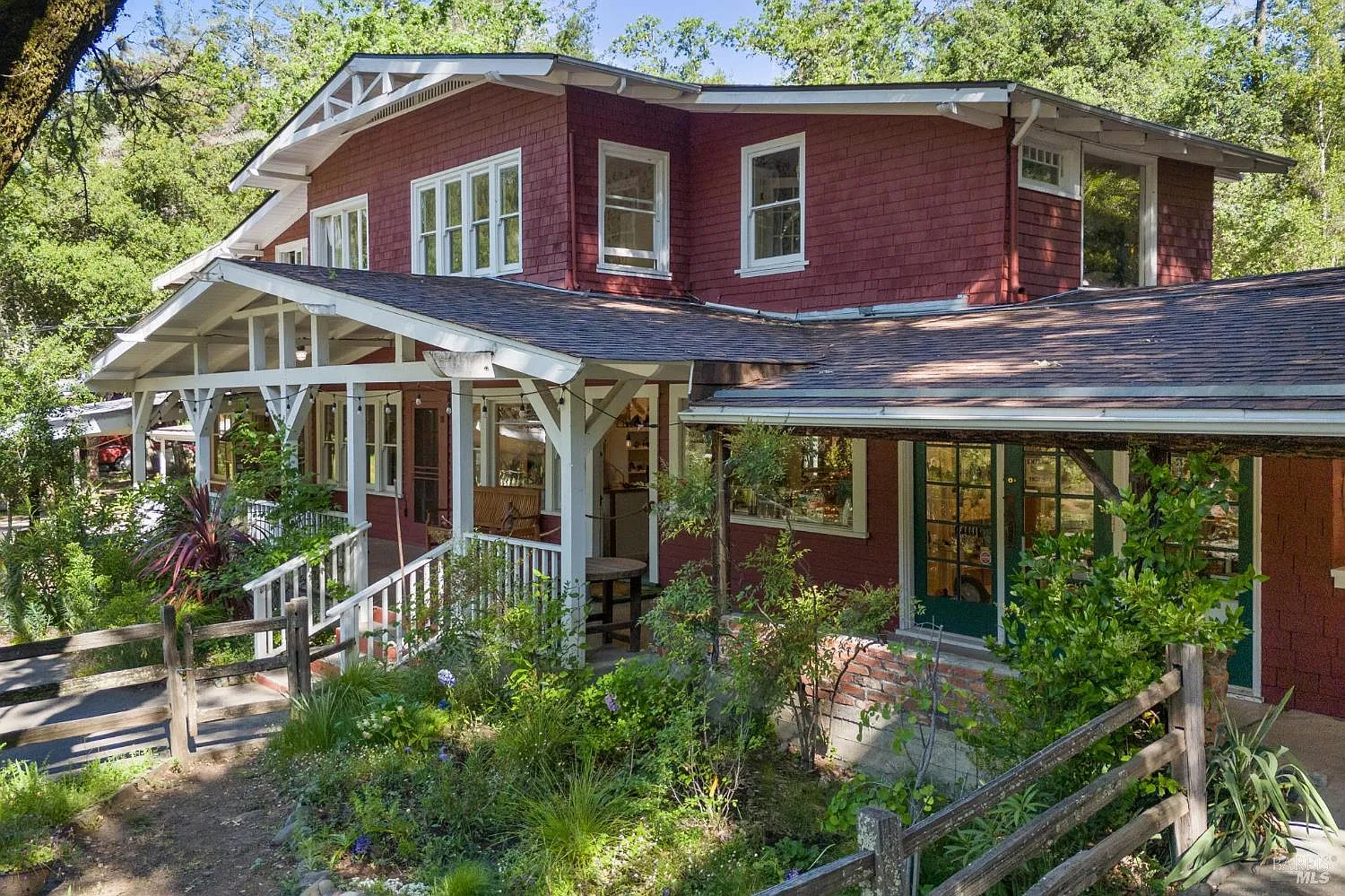 4100 Petrified Forest Road - 8bd/7ba, 8,071 sqft - in Calistoga, CA