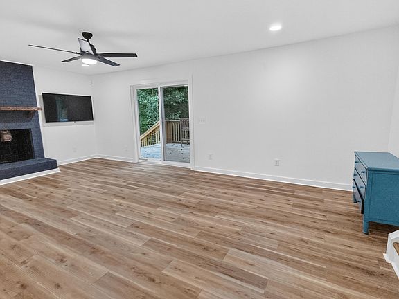 4th image of 7026 Robbie Dr