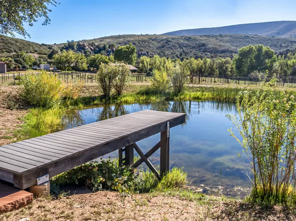 1320 S Grisby Road, Skull Valley, AZ 86338