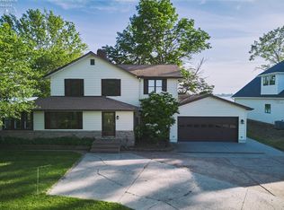 505 Cedar Point Rd, Sandusky, OH 44870