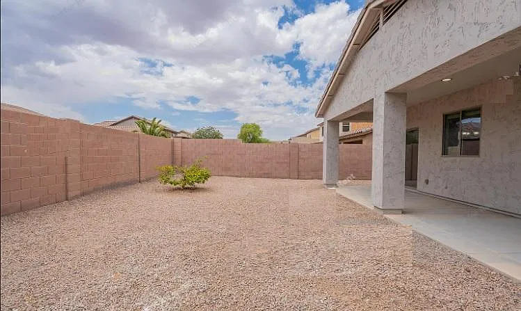 4 bed, 1500 sqft, $1,995 — Photo 4